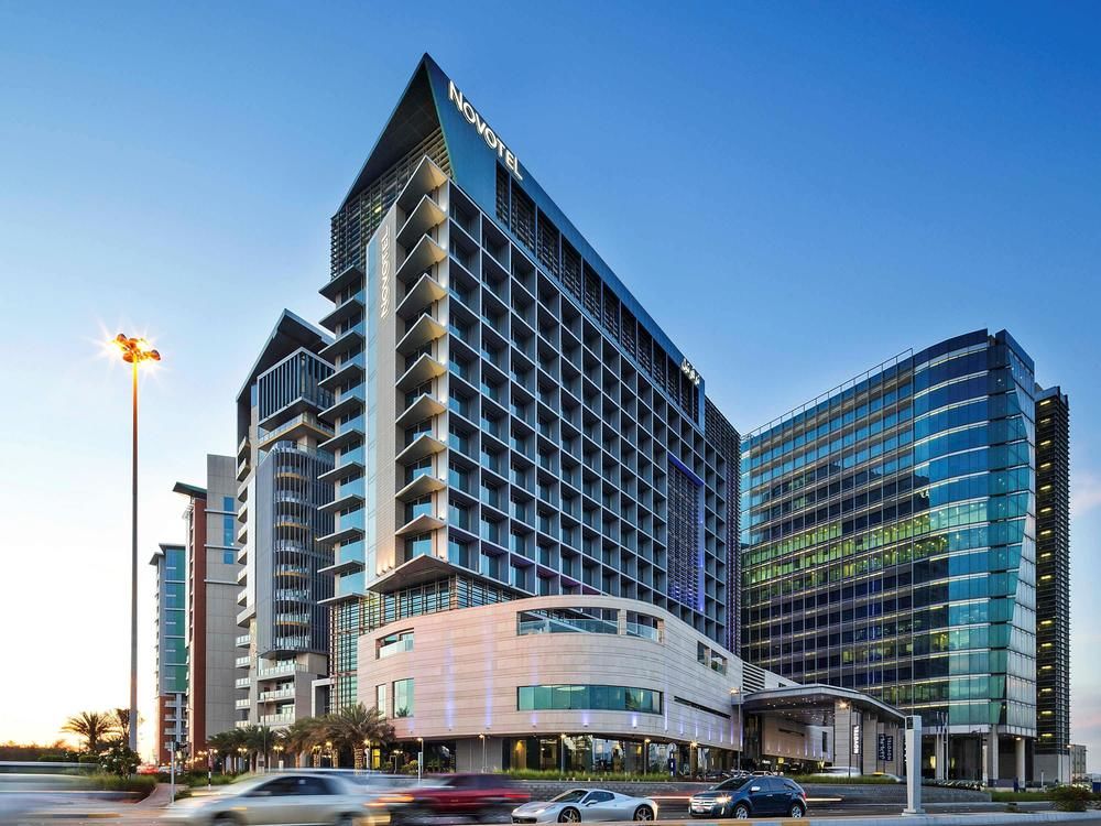 阿布札比阿爾布斯坦諾富特飯店,NOVOTEL ABU DHABI AL BUSTAN