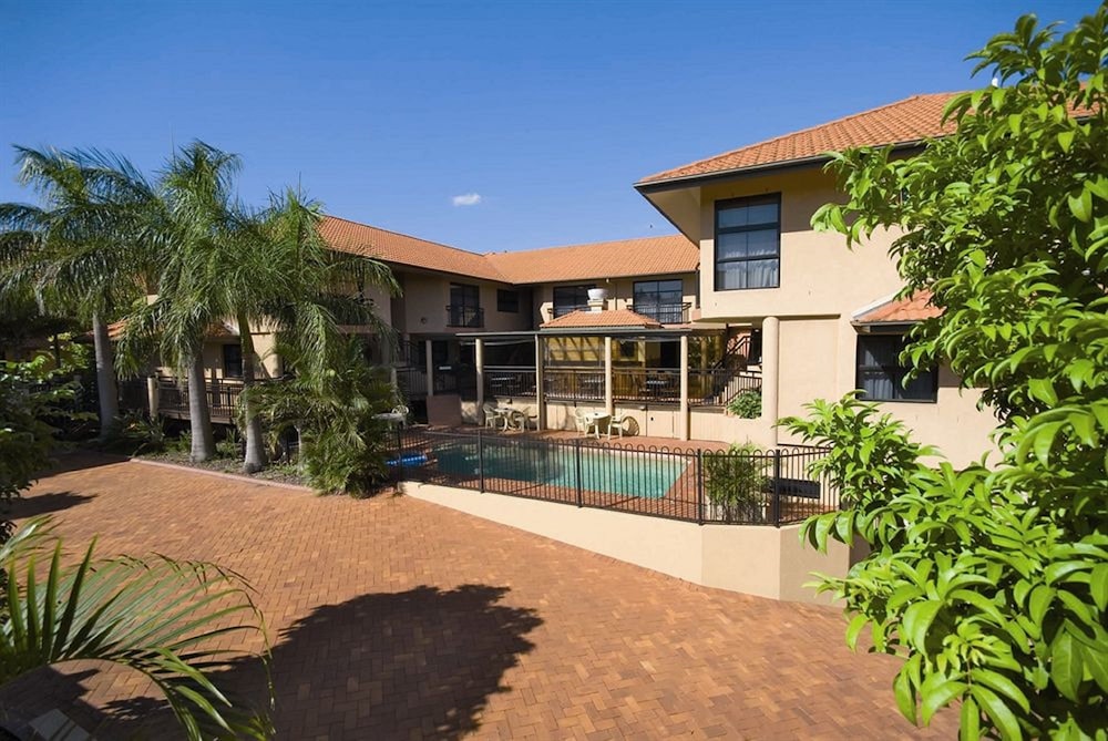 飛馬汽車旅館及服務式公寓,PEGASUS MOTOR INN AND SERVICED APARTMENTS