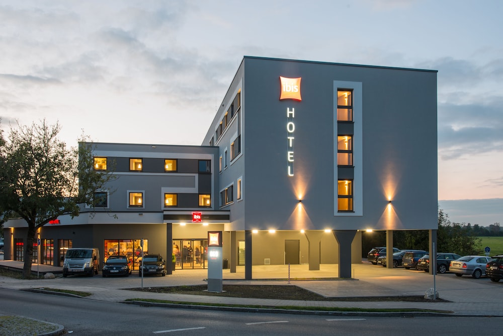 慕尼黑機場南宜必思飯店,IBIS MUNCHEN AIRPORT SUD
