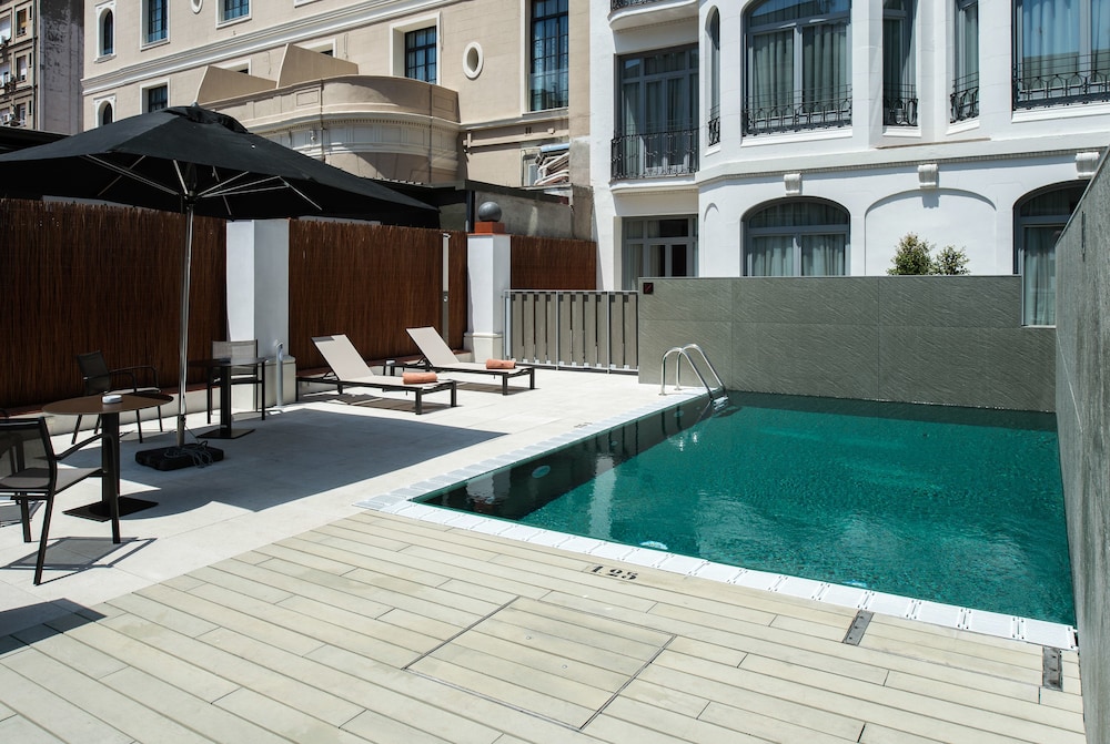 加泰羅尼亞格拉西亞大道飯店,CATALONIA PASSEIG DE GRACIA