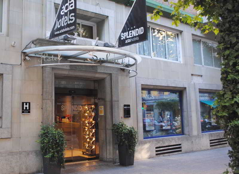 阿卡德壯麗飯店,ACTA SPLENDID