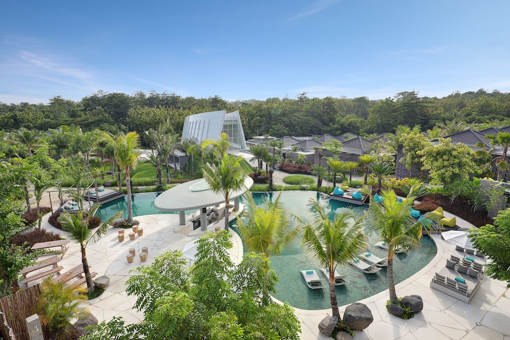 峇里島寰庭逐浪度假村,CROSS BALI BREAKERS