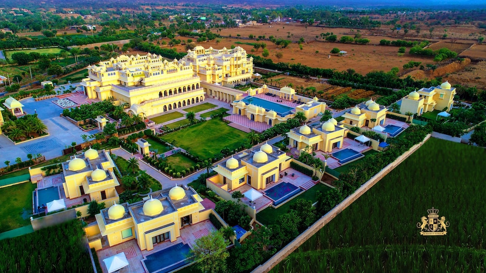 維傑朗宮殿皇家探索渡假村,THE VIJAYRAN PALACE BY ROYAL QUEST RESORTS