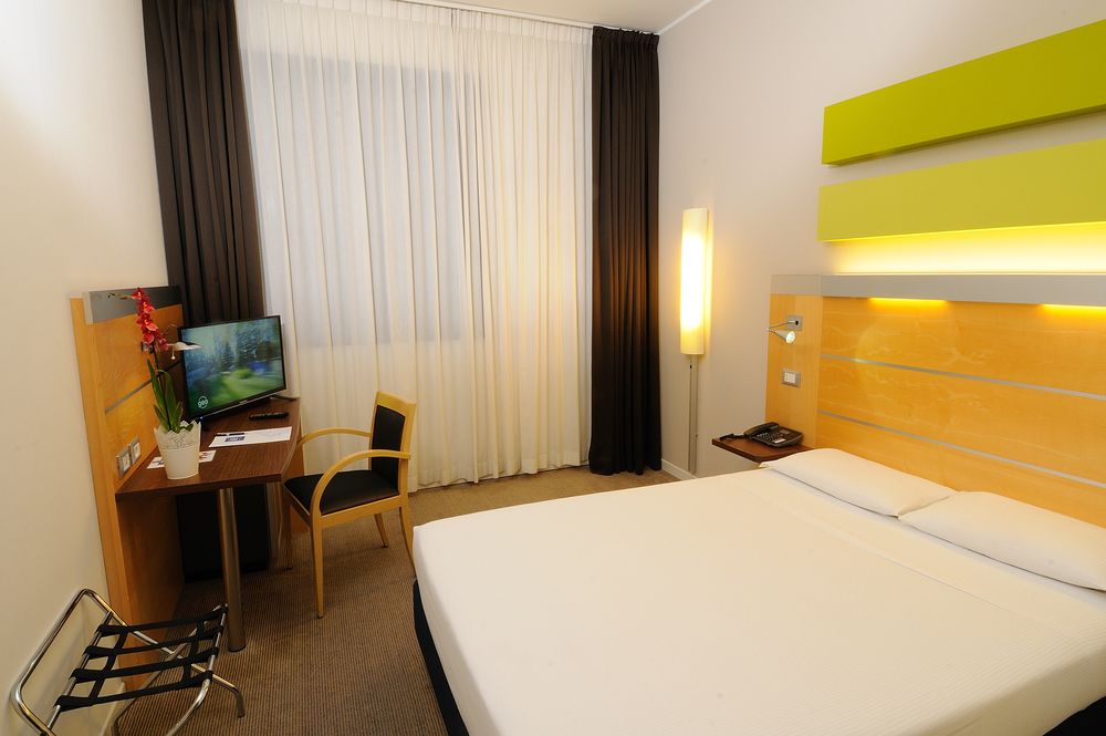 IH 米蘭奇歐亞飯店,IH HOTELS MILANO GIOIA
