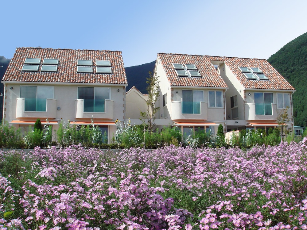 河口湖城市渡假別墅,KAWAGUCHIKO URBAN RESORT VILLA