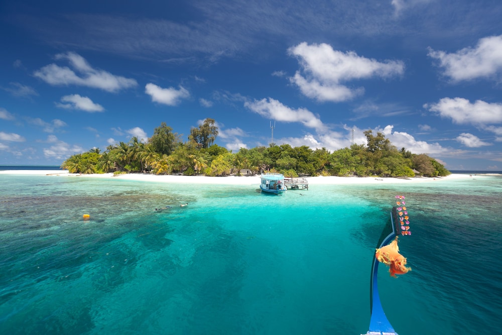 桑迪耶斯巴塔拉飯店,SANDIES BATHALA