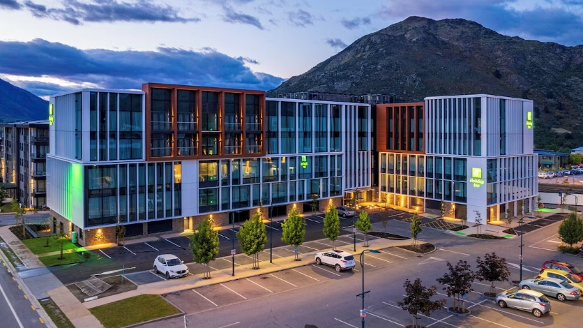 皇后鎮雷馬卡布爾斯公園假日飯店 IHG 旗下飯店,HOLIDAY INN QUEENSTOWN REMARKABLES PARK BY IHG