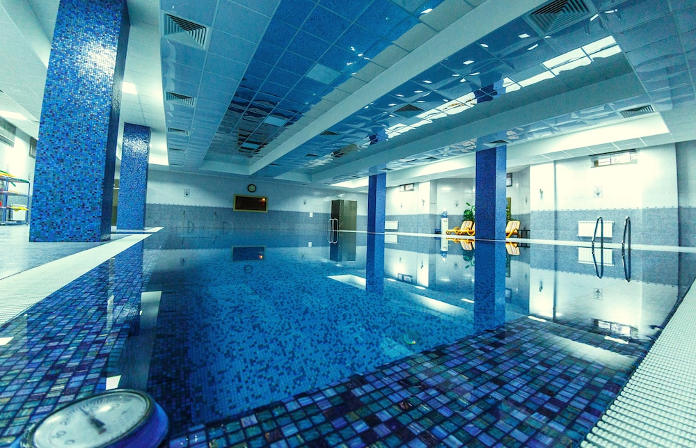 阿武莎飯店,AVSHAR HOTEL