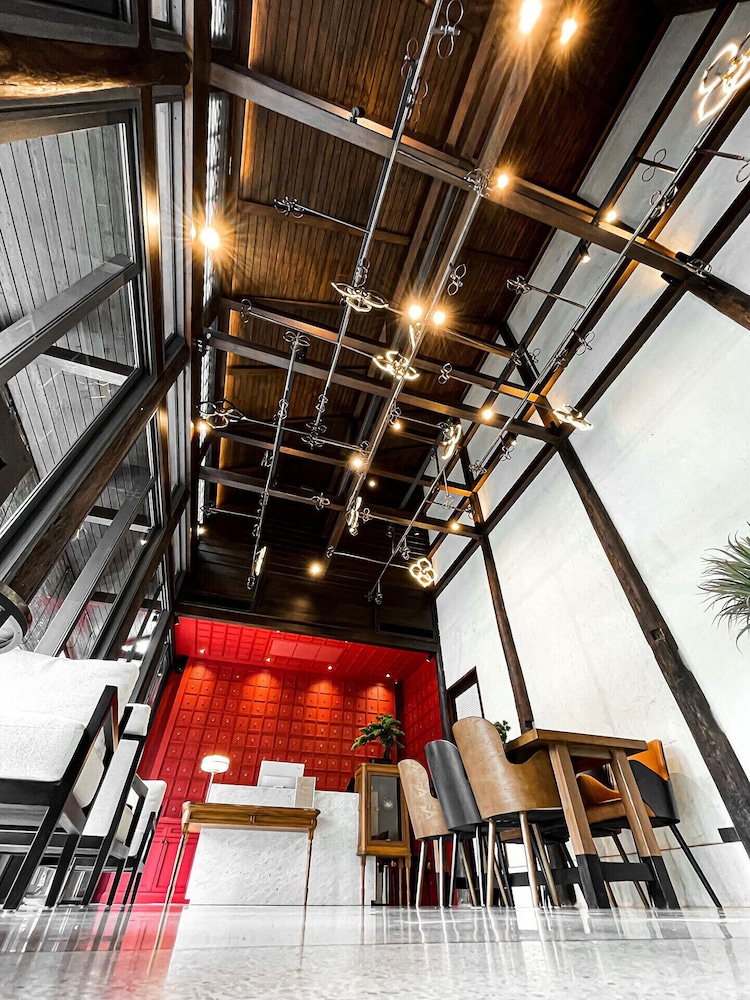 清邁LOY飯店 - 僅限成人,HOTEL LOY CHIANG MAI ADULT ONLY