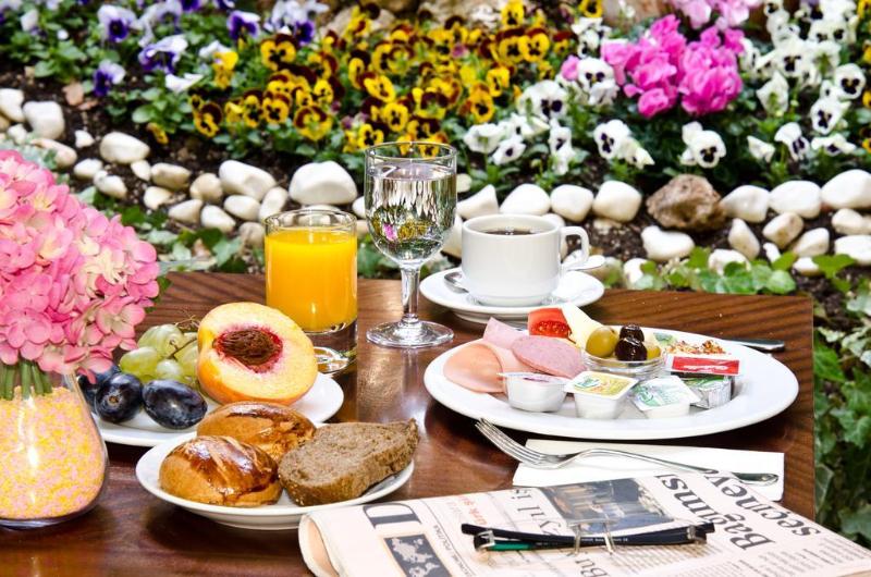 邁達斯飯店,MIDAS HOTEL