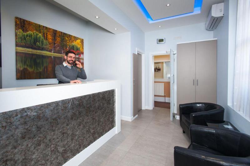 多佛飯店,THE DOVER