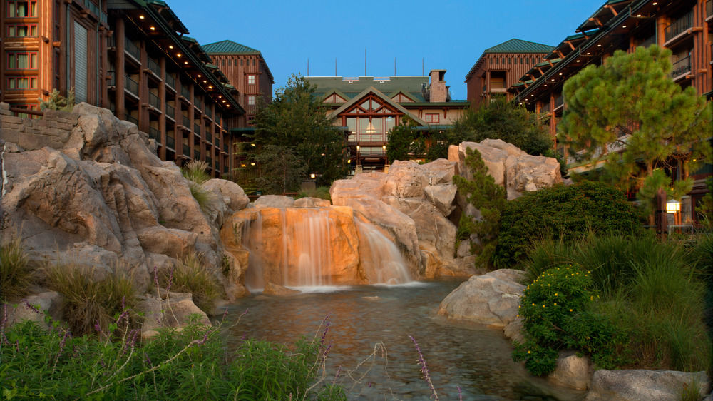 迪士尼維德尼斯旅館,DISNEY S WILDERNESS LODGE