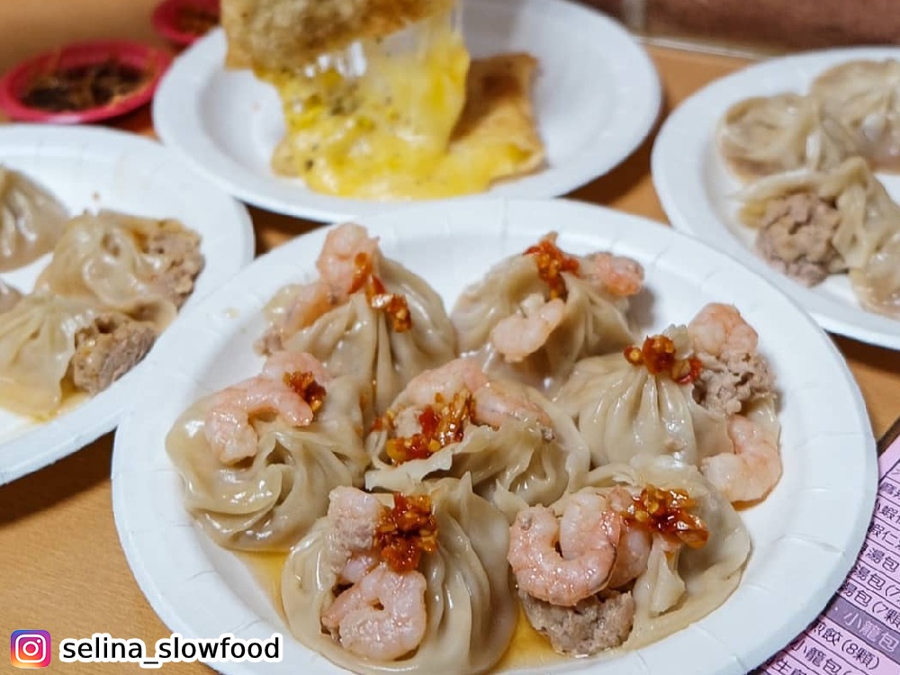 .小小七手工湯包,逢甲夜市,小籠包,韭菜盒子,煎餃