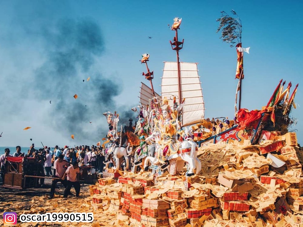 台南大天后宮，西港燒王船