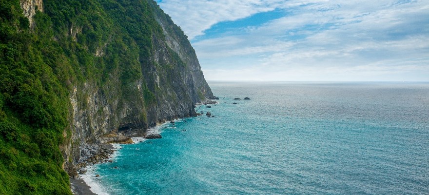 4人成行 2人一室 台灣東部環島 山水之鄉花蓮 世界奇景太魯閣 海天一色台東 國境之南墾丁 浪漫城市高雄7日 Group Tours