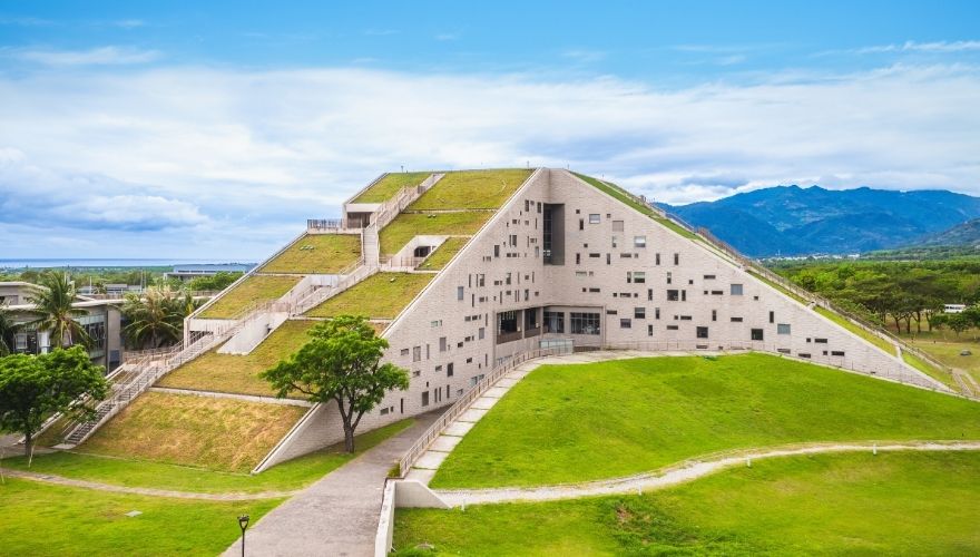 台東景點,台東大學,綠建築金字塔