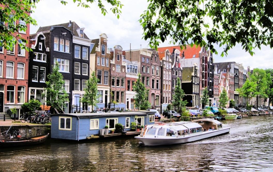 荷蘭旅遊,阿姆斯特丹運河遊船