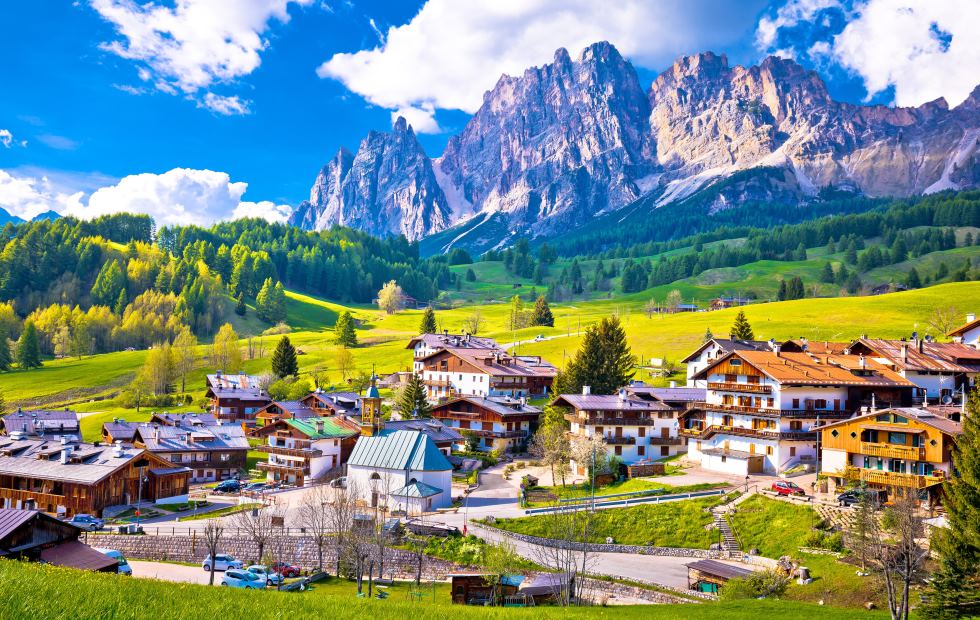 多洛米緹山,北義大利旅遊,多洛米緹旅遊,北義旅遊,阿爾卑斯之最,Cortina D'ampezzo