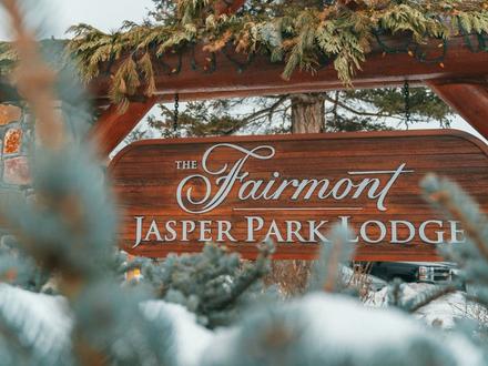 賈斯伯費爾蒙木屋渡假村 (FAIRMONT JASPER PARK LODGE)
