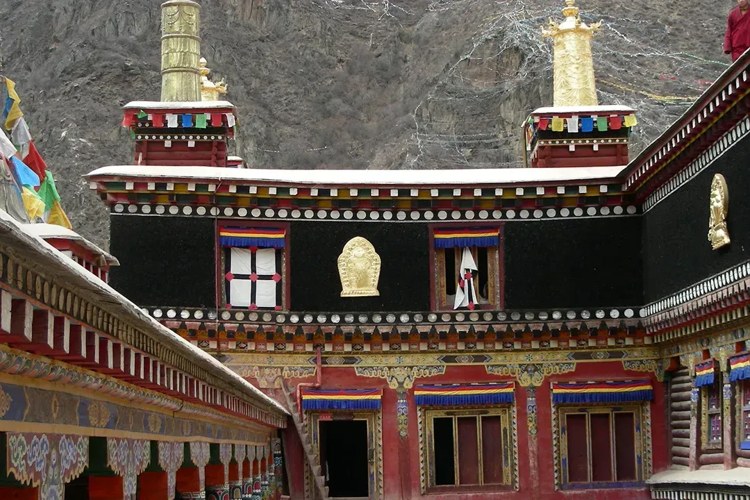 德格印經院攻略及週邊必遊景點推薦｜雄獅旅遊