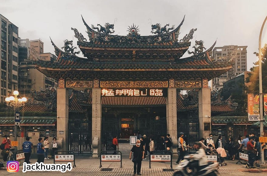 龍山寺