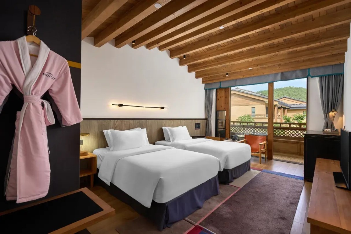 瀘沽湖英迪格酒店