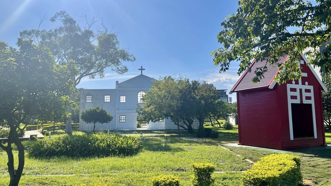 巨大金門電話亭