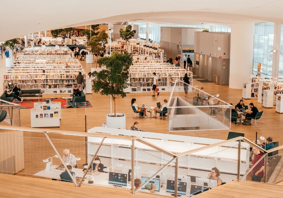 芬蘭旅遊, 赫爾辛基, 赫爾辛基頌歌中央圖書館,北歐最美圖書館
