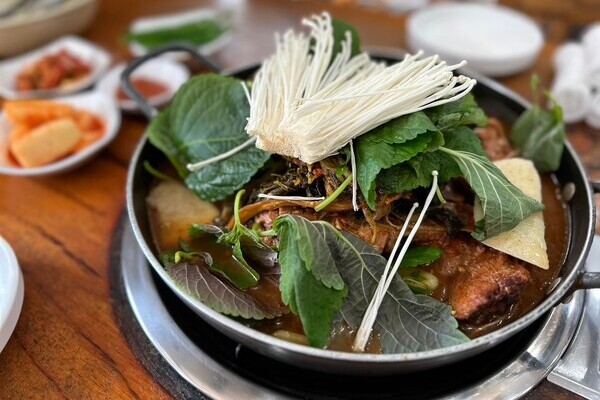 馬鈴薯燉豬骨湯