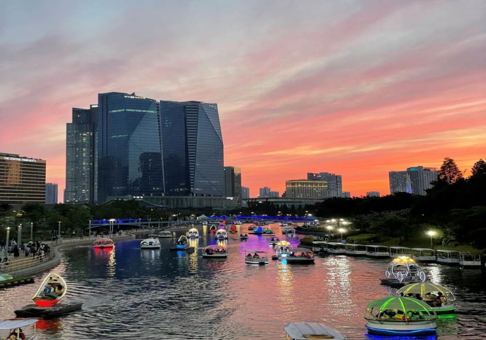 松島中央公園搭乘雲朵船