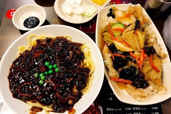 炸醬麵+糖醋肉