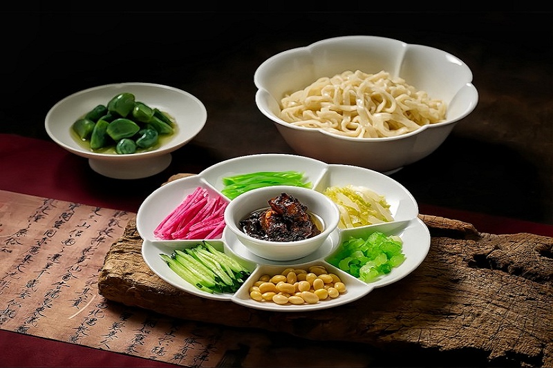 方磚廠青松別院旗艦店炸醬麵