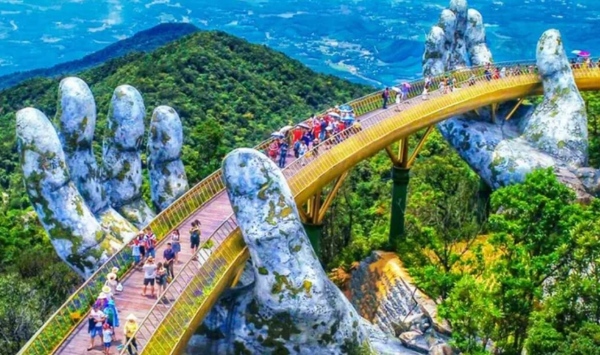 巴拿山佛手橋