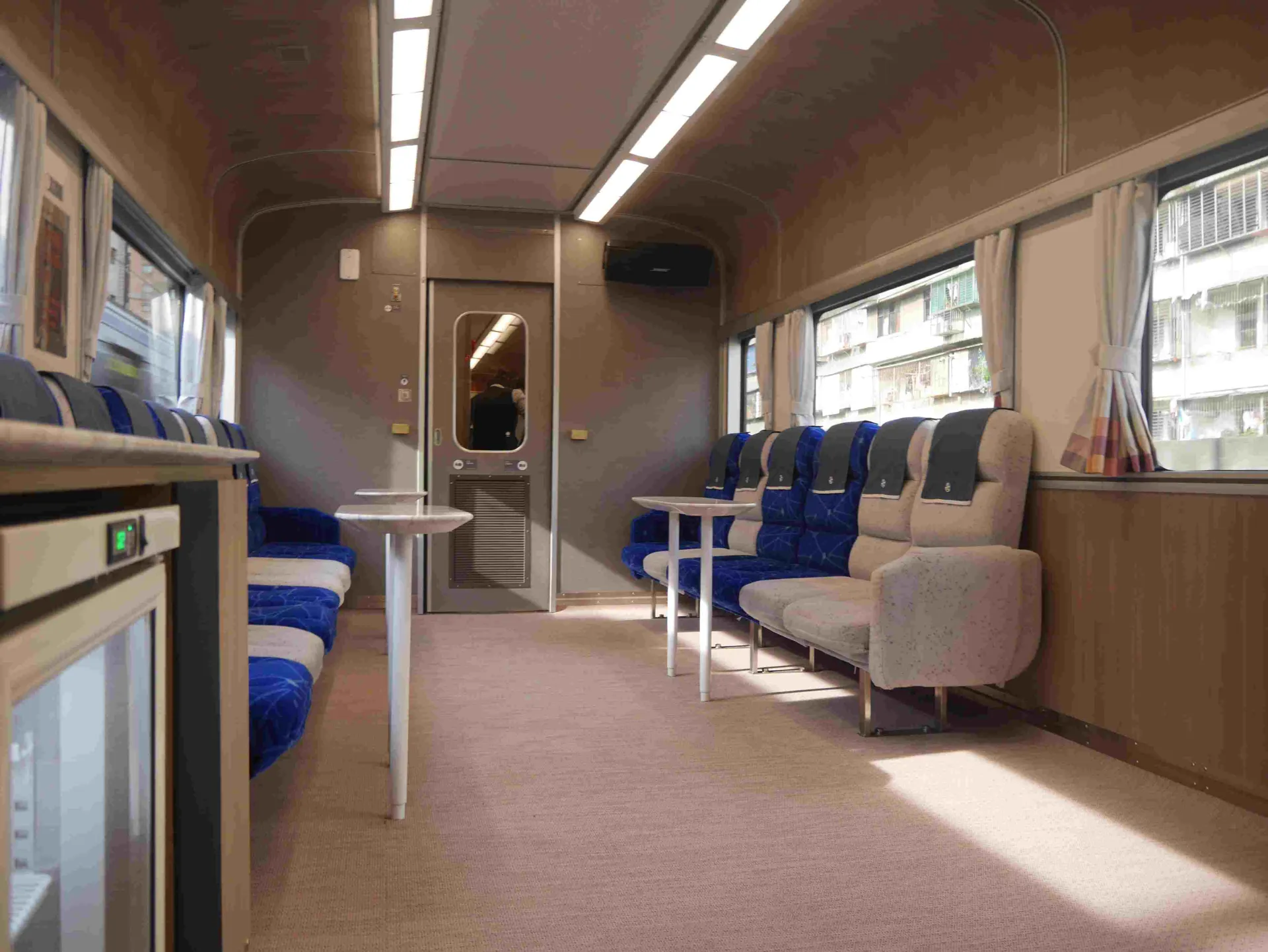 鳴日號,鳴日號列車