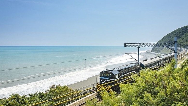 海風輕拂，列車緩行，「多良車站」