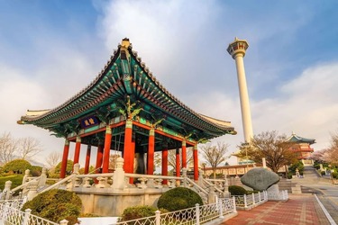 釜山塔