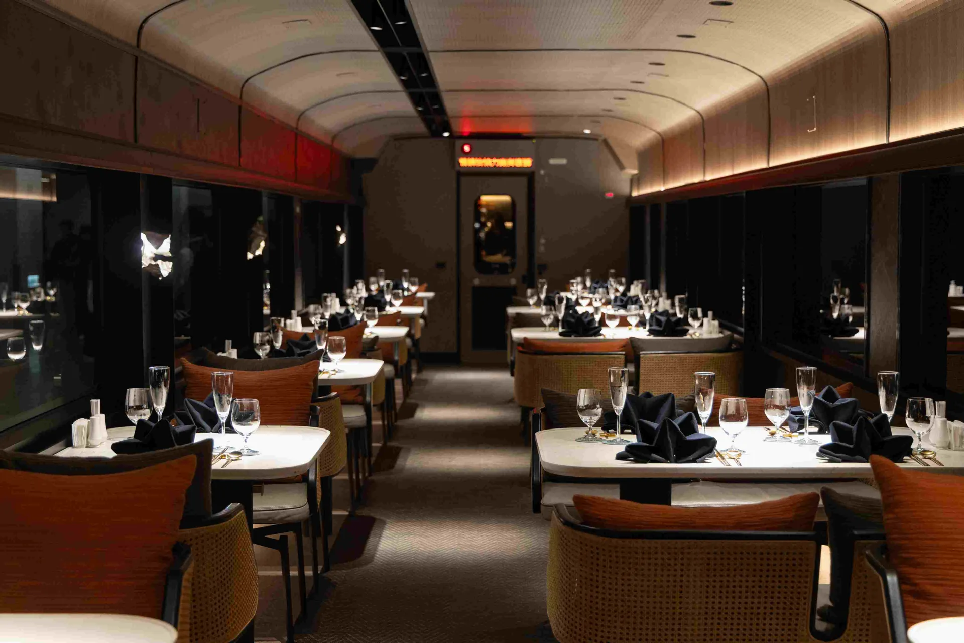 鳴日廚房,鳴日廚房列車