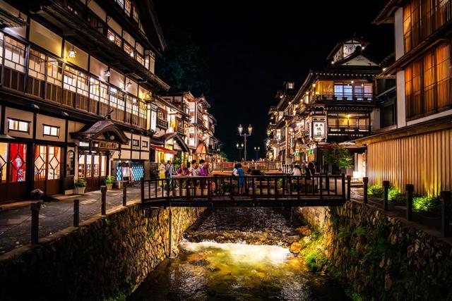 三零深度青森|東北白神山地.神秘清池.奧入瀨溪.銀山溫泉.猊鼻溪.合掌村.採果樂.和牛饗宴8日