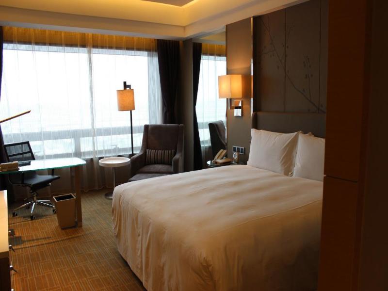 上海中航虹橋機場泊悅酒店,SHANGHAI HONGQIAO AIRPORT HOTEL