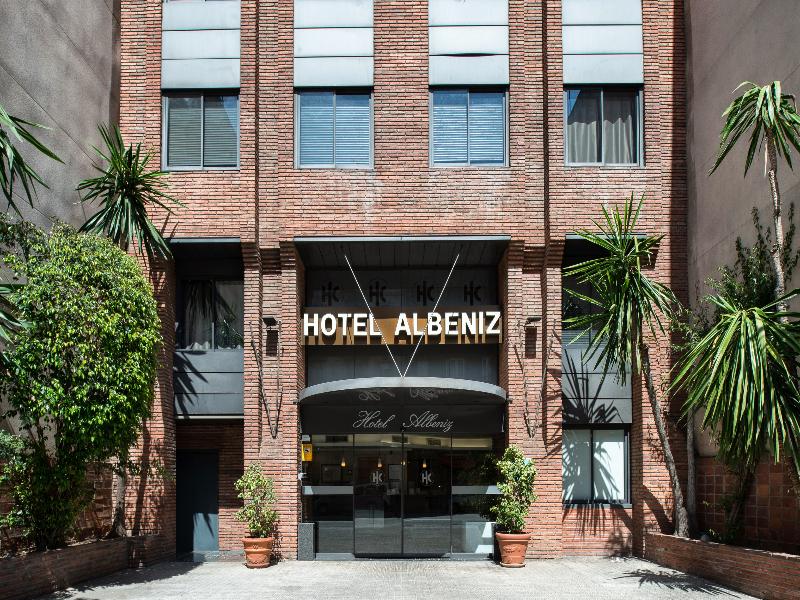 凱特羅那-阿爾伯尼兹飯店,HOTEL CATALONIA ALBENIZ