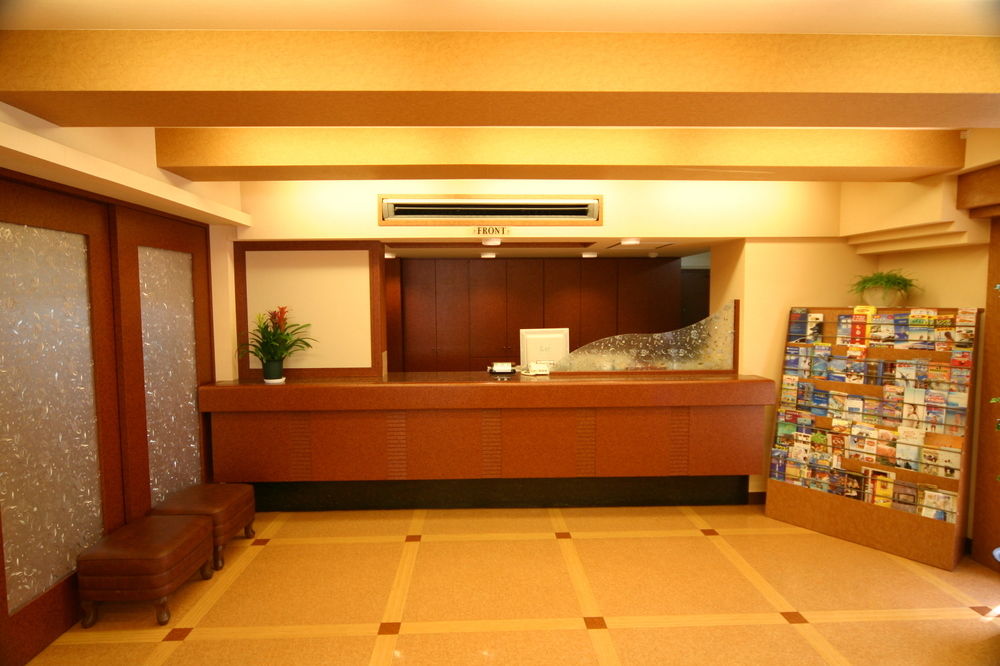 圓木飯店,HOTEL MARUKI