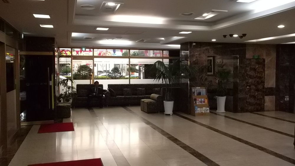 仁川機場六月飯店,INCHEON AIRPORT HOTEL JUNE