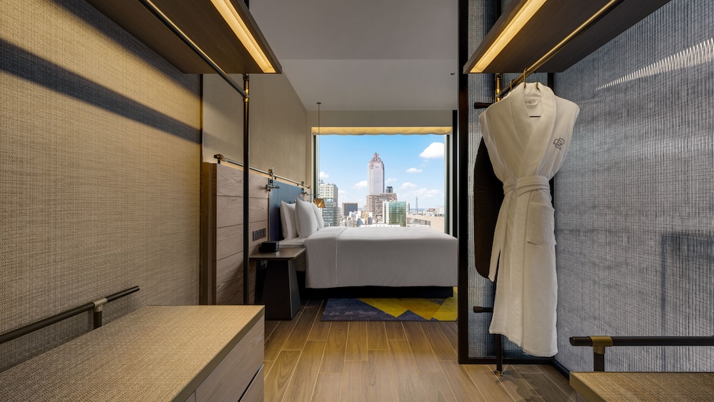 台北時代寓所客房兩小床,星巴克,善導寺,華山文創園區