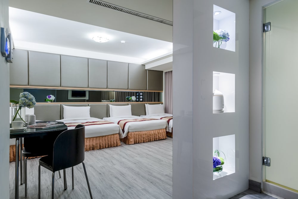 高雄首福大飯店,四人房