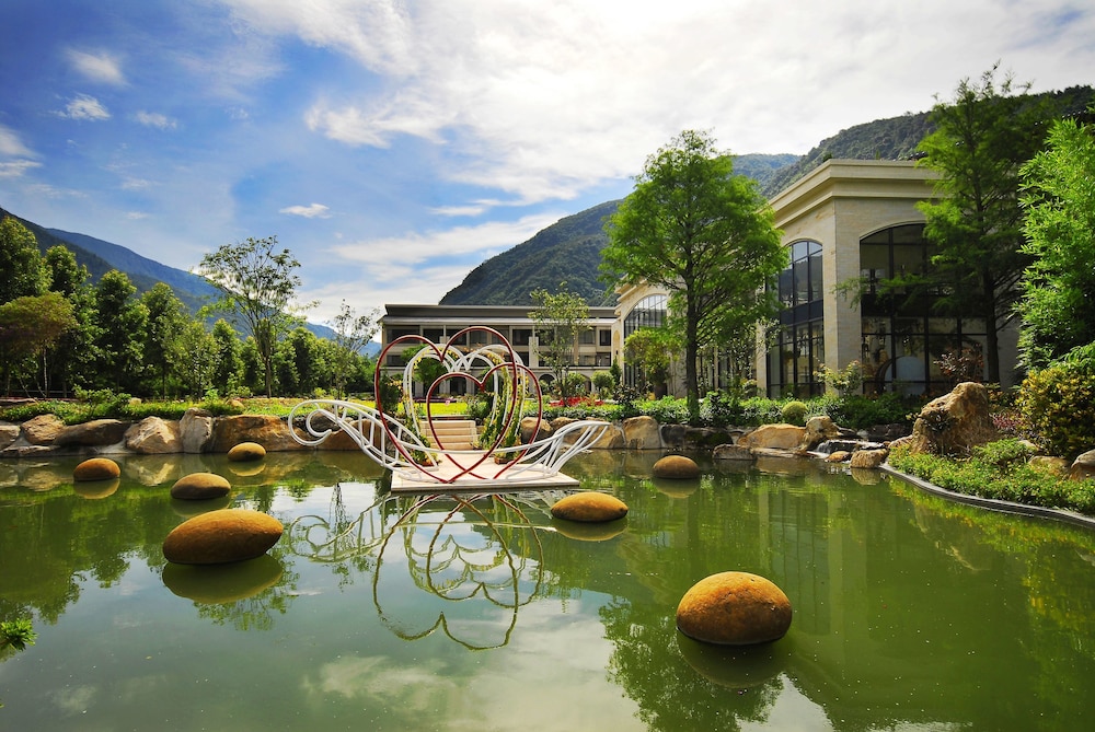 楓樺台一渡假村 (台一生態休閒農場),Tai Yi Red Maple Resort