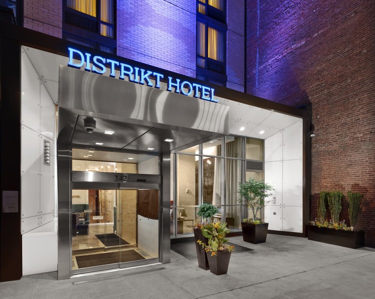 DISTRIKT HOTEL NEW YORK CITY, TAPESTRY COLLECTION BY HILTON,DISTRIKT HOTEL NEW YORK CITY TAPESTRY COLLECTION BY HILTON
